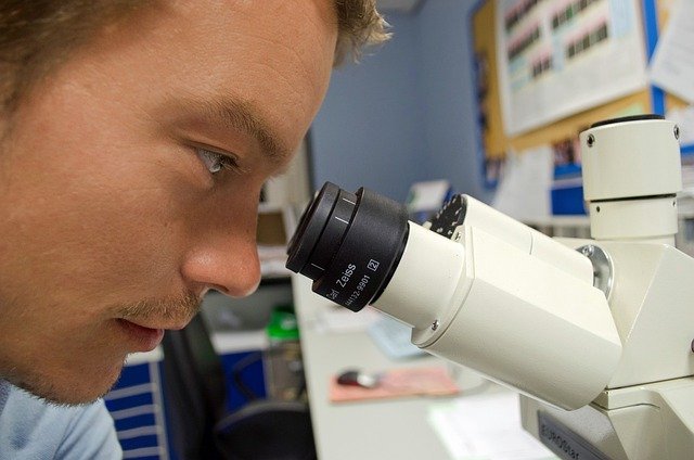 jovem cientista