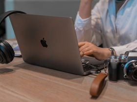 A tecnologia revolucionou o mundo, abrindo portas para novas possibilidades e desafiando os limites do que é possível. Neste artigo, exploraremos como a tecnologia moldou nossa sociedade de maneira profunda e perspicaz.