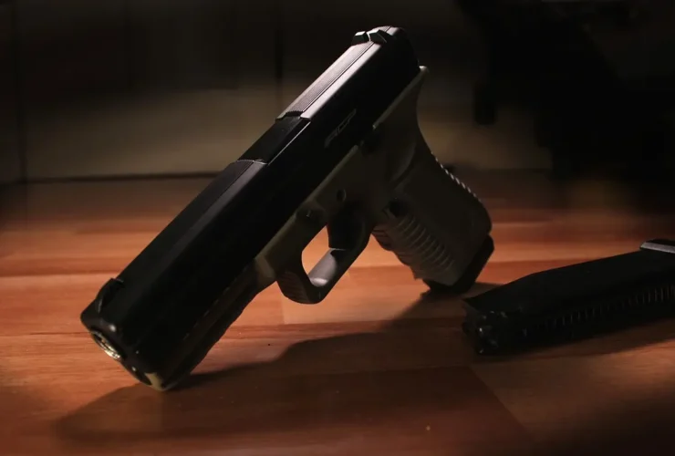 Descubra o Alcance Real de um Tiro de Pistola 357